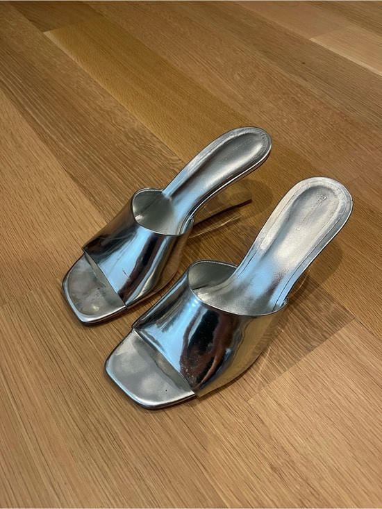 Reformation Shoes - Reformation Silver Metallic Open-Toe Mule Heels